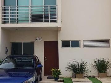 Casa en Venta, 3 Recamaras, Av. Huayacán, Long Island, Cancún