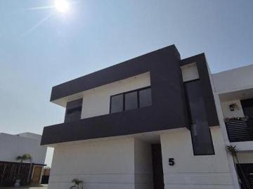 CASA EN VENTA 3 RECÁMARAS CON ALBERCA EN PUNTA TIBURÓN MARINA & GOLF