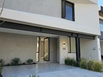 Casa en Venta 4 recamaras Fracc. Monte Sabino