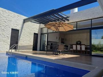 Casa en venta, 4recámaras, alberca, jardín, Atlixco, Puebla