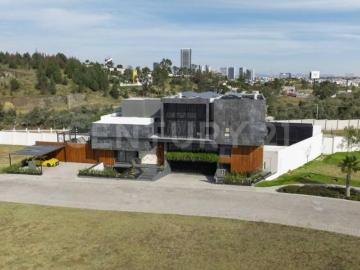 Casa en Venta, 7 subniveles y estacionamiento para 9 autos, Tlaxcalancingo, Pue