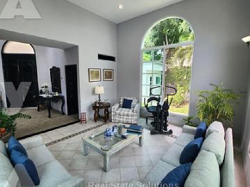 Casa En Venta/renta, 4 Recámaras, Amueblada, Piscina, Estudio Tv, Res. Campestre, Cancún