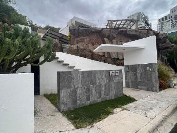 CASA EN VENTA/RENTA EN PEDREGAL DE QUERÉTARO. 3.2