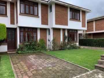 CASA EN VILLA SAN MATEO METEPEC, ESTADO DE MÉXICO