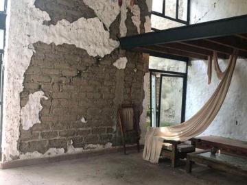 CASA EN YAUTEPEC DISEÑADA POR EL ARQUITECTO MAURICIO ROCHA