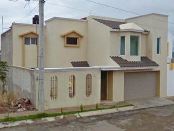 CASA EN ZONA A, COLINAS DEL PADRE ZACATECAS