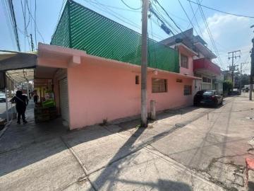 Casa en Zona Estratégica de Iztacalco. ¡Vive y Emprende en el Mismo Lugar!