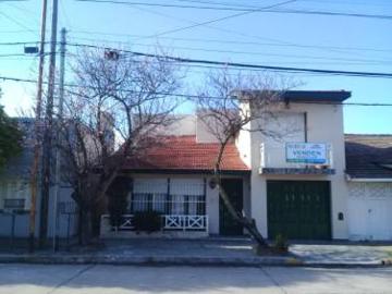 Casa en zona intermedia