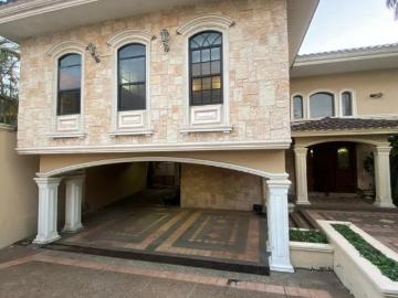 Casa en Zona residencial