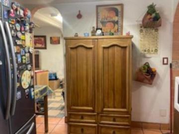 Venta de casa en 1a. Cerrada Osa Mayor, El Rosario, Azcapotzalco