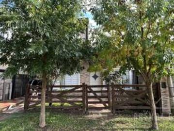 Casa en 2 Plantas En Venta En San José Entre Ríos