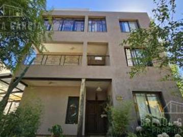 Casa en 3 Plantas en Venta En Colon Entre Ríos