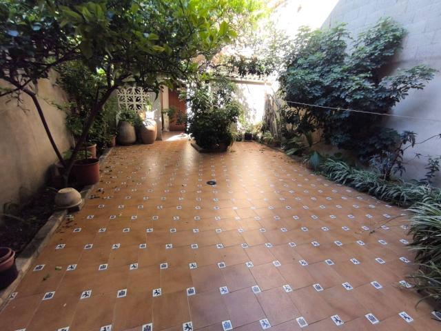 CASA ENORME TRES PLANTAS EN ALGEMESÍ