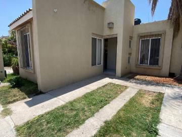 Casa enRENTA en Residencial La Moreria Pozos