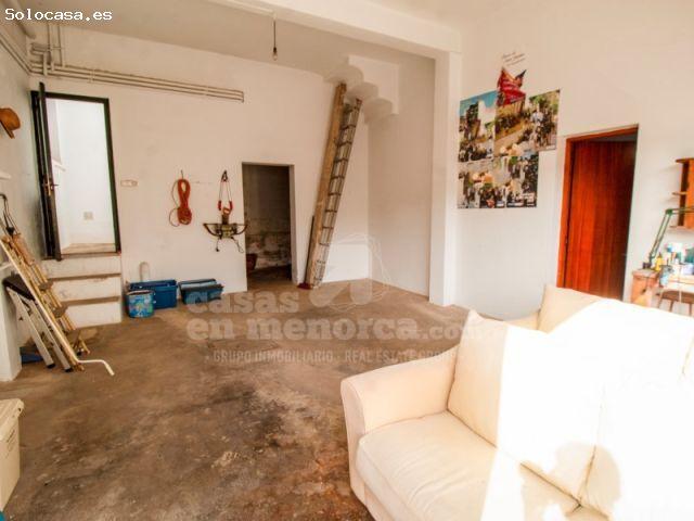 Casa entera con garaje en Es Castell