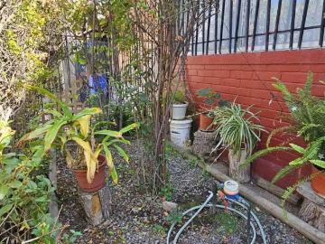 Casa entre avda. Peru y enrique olivares | 3 dormitorios por 114000. 00 en La Florida