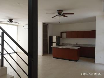 Casa equipada en renta Temozon norte