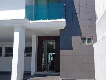 Casa especial en jardines de Guadalupe