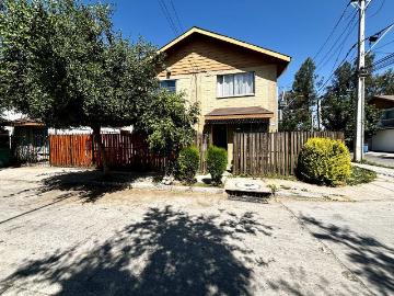 CASA ESQUINA EN ARRIENDO 3D/1B EXCELENTE ESTADO EN BUIN