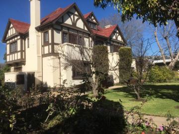 Casa esquina, estilo Inglés, en Miraflores Viña del Mar