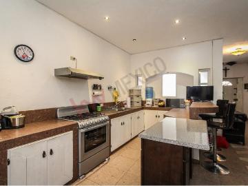 Casa Estela en venta en San Miguel de Allende con vistas a Parroquia
