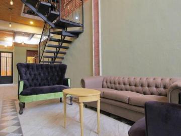 Casa Estilo Colonial en Venta en San Miguel – Con Terraza y Cerca del Centro