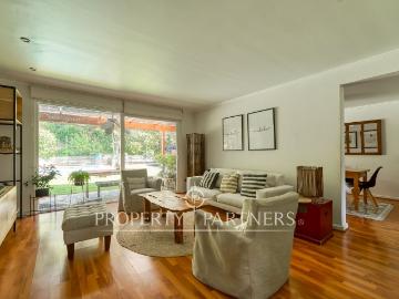 Casa estilo inglés en Condominio cercana a colegio Mayflower