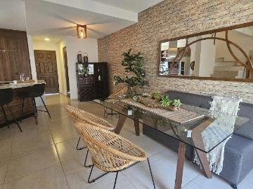Casa estilo mexicano con opción a Roof Garden en Zirándaro