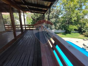 Casa familiar con piscina y gran potencial | 4 Dormitorios por 16900.00 en Las Condes