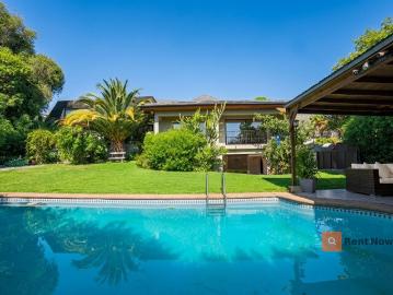 Casa familiar en La Reina Alta — con piscina, quincho y vista privilegiada