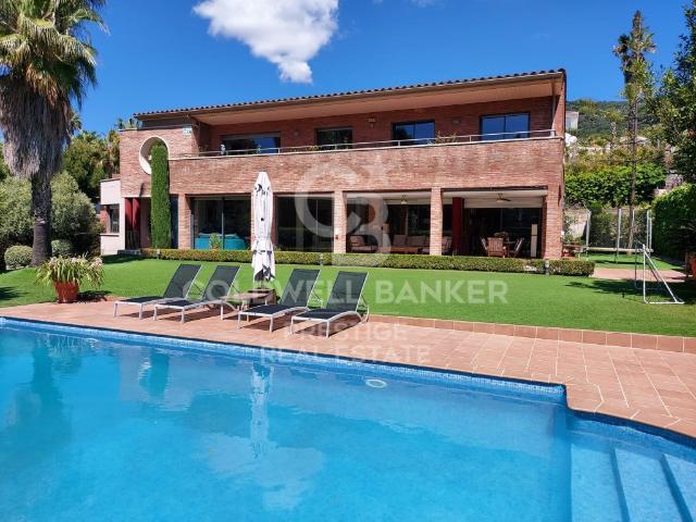 Casa familiar en venta en Teià, Barcelona 325m² Teià
