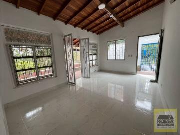Casa finca en arriendo Sabaneta Pan de Azúcar