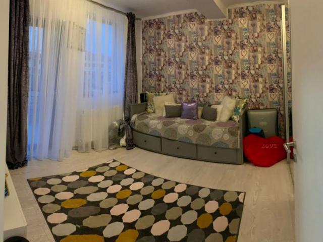 Casa finisata tip duplex, GARAJ, 3 dormitoare, 2 bai, str. C