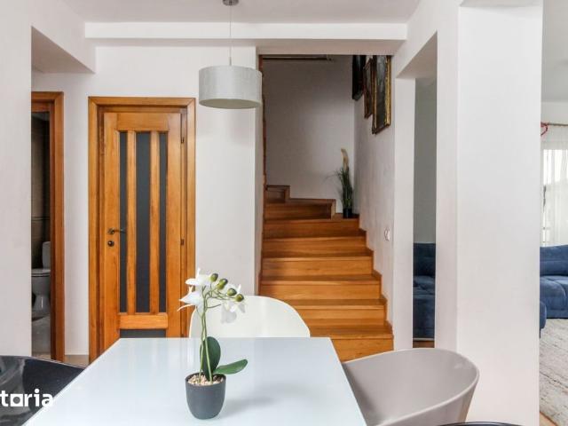 Casa finisata tip duplex, GARAJ, 3 dormitoare, 2 bai, str. Campului