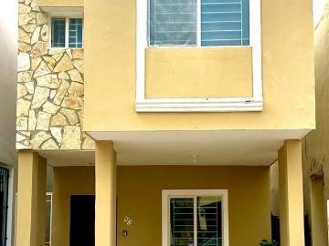 Casa Fraccionamiento Floresta Residencial