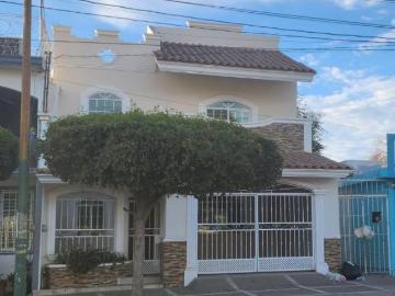 Casa Fraccionamiento INFONAVIT Barrancos