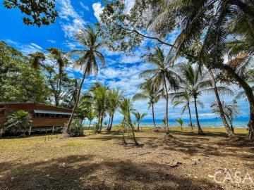 Casa Frente al Mar en Venta en la Isla de Cayo de Agua