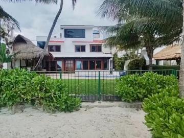 Casa frente al mar, Zona Hotelera / Beachfront home in the Hotel Zone