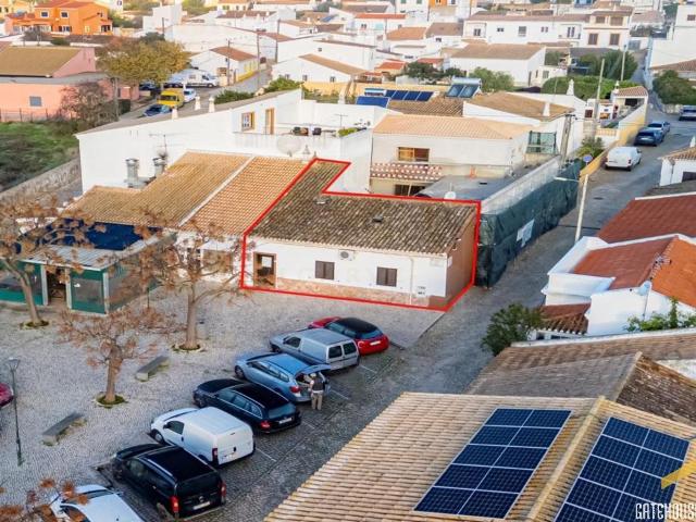 Casa geminada de 1 quarto à venda em Almadena, Luz, Algarve 52m² Luz