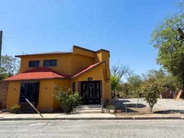 Casa Gloria Mendiola Linares Nl