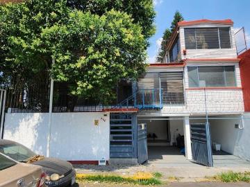 CASA GRANDE CON DOS ACCESOS INDEPENDIENTES