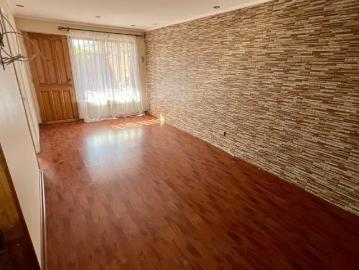 Casa grande en buen sector quilicura | 0 dormitorios por 4270.00 en Quilicura