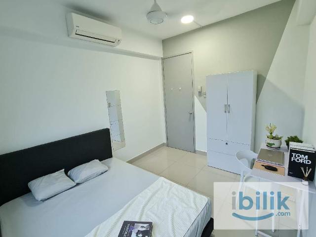 [Casa Green Bukit Jalil] Medium Room Rent 5 mins walk to LRT, Bus Stop to Pavilion 2