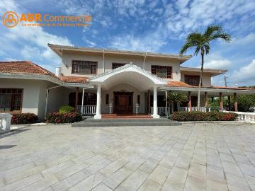 Casa hacienda en venta 2 hectáreas vinces prov. Los ríos 4541