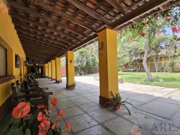 CASA HACIENDA | PISCINA | JARDINES | CANCHA DE FRONTÓN