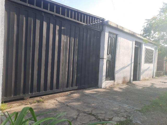 CASA HABITACIÓN EN LA URB. JOSÉ ANTONIO PAEZ VE21 213JAP LRIV SGAR