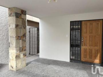 Casa Habitación en Venta, Col. Ciudad Satélite, Monterrey, Nuevo León