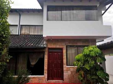 CASA HERMOSA EN VENTA EN CONDOMINIO