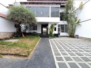 Casa Ideal ofic. Administrativa Puerta Cerrada Alquiler Urb. Santa Rita Surco $2,200