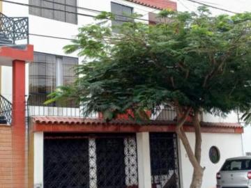 Casa ideal familia grande o negocio que requiera muchas habitaciones